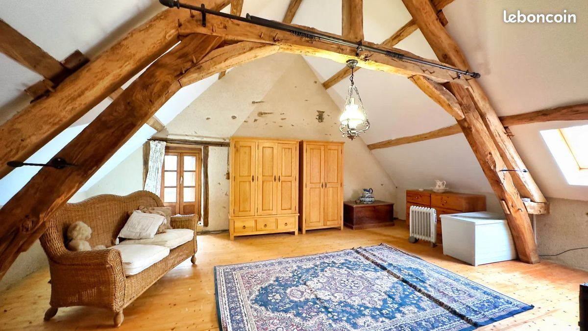 3 Schlafzimmer Haus in Chateaumeillant, France, Nr. 327655