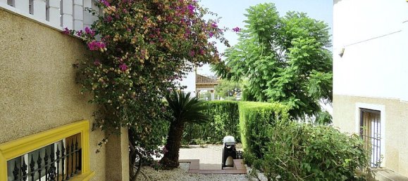 3 bedrooms Villa in Urbanizacion Las Filipinas, Spain No. 14377 30