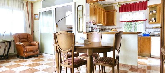 3 bedrooms Villa in Urbanizacion Las Filipinas, Spain No. 14377 7