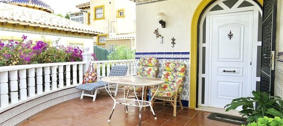 3 bedrooms Villa in Urbanizacion Las Filipinas, Spain No. 14377 6