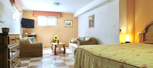 3 bedrooms Villa in Urbanizacion Las Filipinas, Spain No. 14377 17