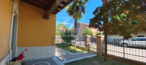 4-Zimmer Villa in Boretto, Italy, Nr. 292531 4