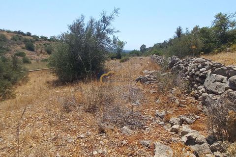 Terreno en Sao Bartolomeu de Messines, Portugal 3920 m² No. 220122