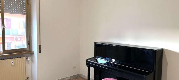 3 rooms Apartment in Rome, Italy No. 113853 7
