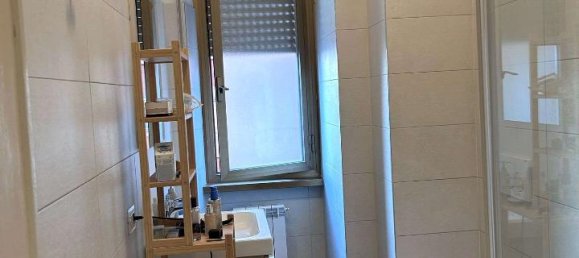 3 rooms Apartment in Rome, Italy No. 113853 11