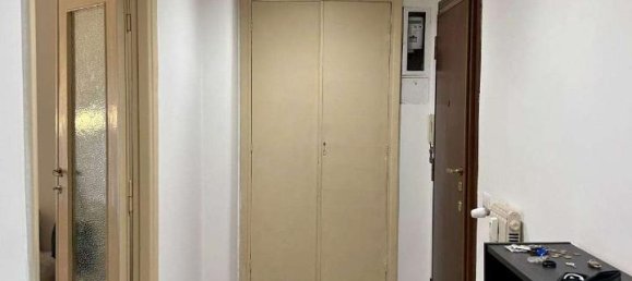 3 rooms Apartment in Rome, Italy No. 113853 13