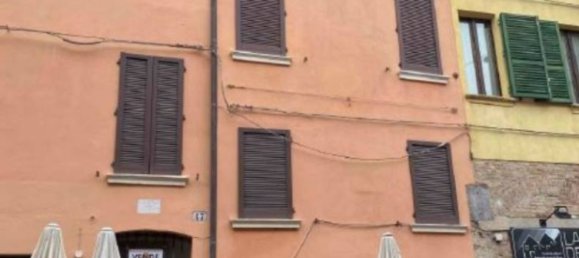 1 bedroom Apartment in Ferrara, Italy No. 19569 3