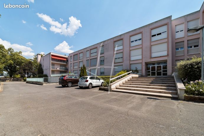 Parking à Metz, France No. 304372