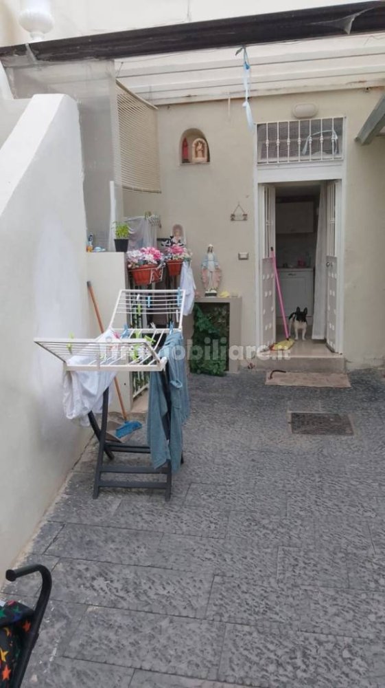 Apartamento T2 em Ercolano, Italy N.º 283654