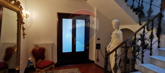 6 bedrooms House in Mistretta, Italy No. 209755 9