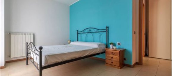 1 bedroom Apartment in Somma Lombardo, Italy No. 279213 13