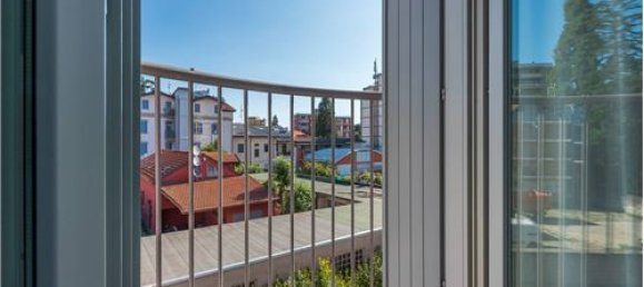 1 bedroom Apartment in Somma Lombardo, Italy No. 279213 16