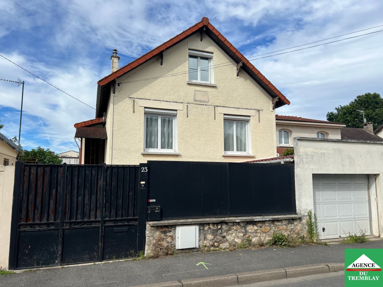 4 bedrooms House in Noisy-le-Grand, France No. 176496