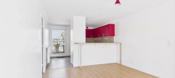 Apartamento de 3 dormitorios en Colombes, France No. 282023 6
