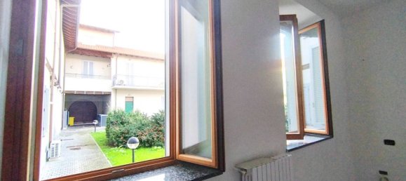 2 Schlafzimmer Wohnung in Rho, Italy, Nr. 22923 16