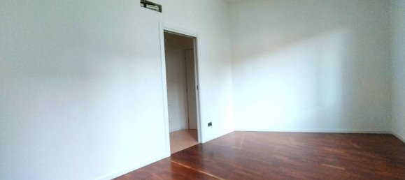 2 Schlafzimmer Wohnung in Rho, Italy, Nr. 22923 20