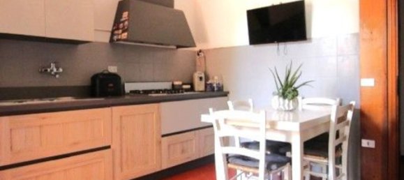 5 rooms Apartment in San Giovanni Valdarno, Italy No. 272366 16