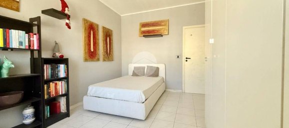3 bedrooms Apartment in Rimini, Italy No. 259567 11