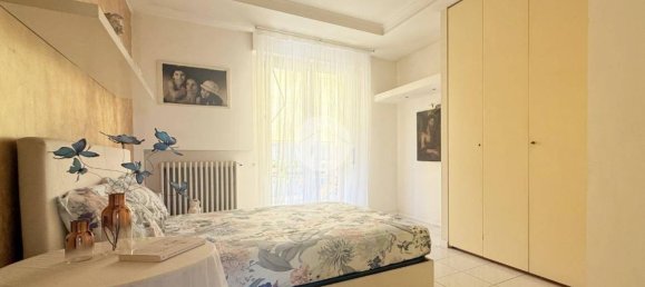 3 bedrooms Apartment in Rimini, Italy No. 259567 8
