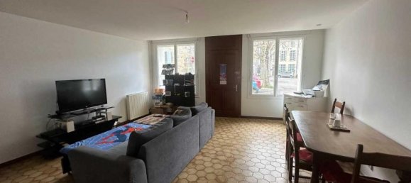 12 rooms Building in Astaffort, France No. 195669 2