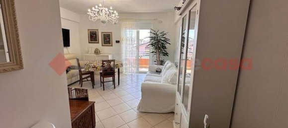 2 bedrooms Apartment in Avezzano, Italy No. 278580 4