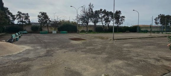 Garage in Modugno, Italy, Nr. 198317 2