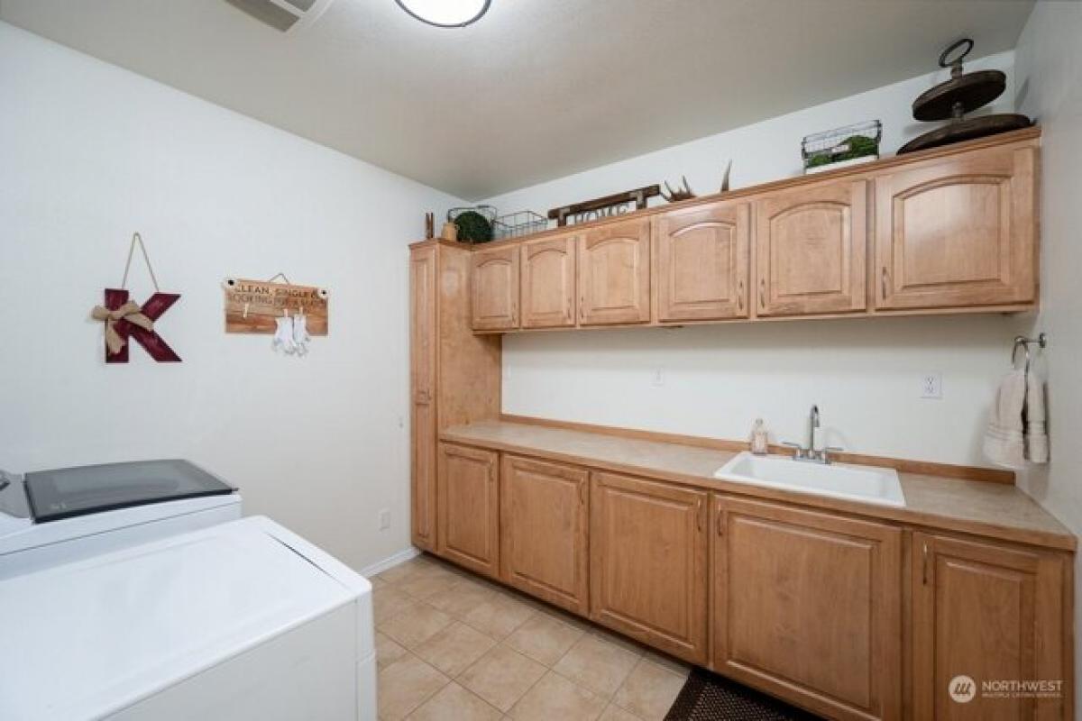 4 bedrooms House in Moses Lake, USA No. 393262