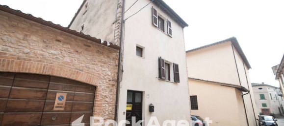 2 chambres Châteaux à Piobbico, Italy No. 313545 2