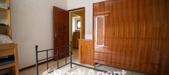 2 chambres Châteaux à Piobbico, Italy No. 313545 27