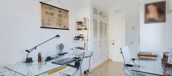 Вилла с 4 спальнями в Эстепона, Испания № 136234 34