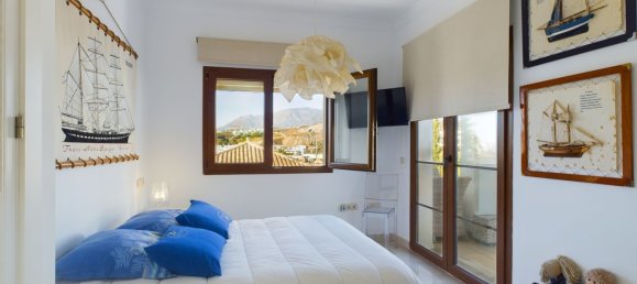 Вилла с 4 спальнями в Эстепона, Испания № 136234 36