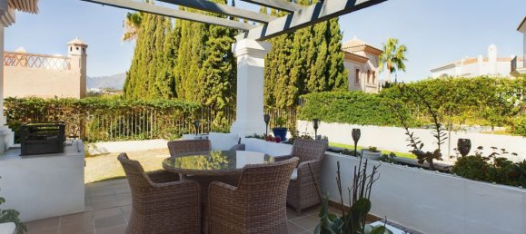 Вилла с 4 спальнями в Эстепона, Испания № 136234 44