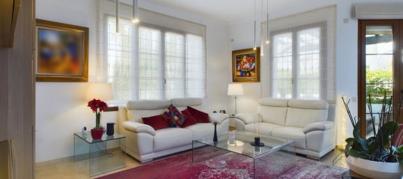 Вилла с 4 спальнями в Эстепона, Испания № 136234 3