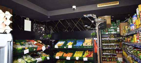 178m² Commercial property in Innsbruck-Stadt, Austria No. 227813 5