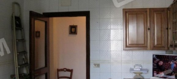 3 rooms Apartment in Bari, Italy No. 276623 23