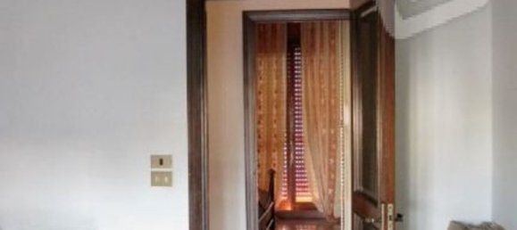 3 rooms Apartment in Bari, Italy No. 276623 22