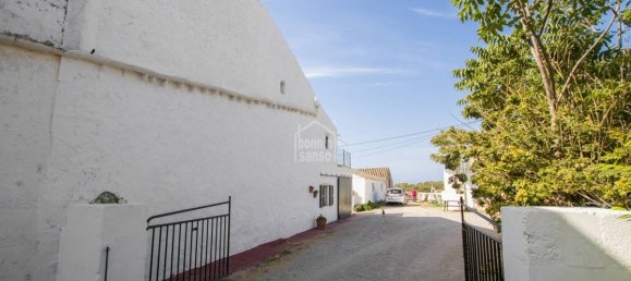 Финка с 8 спальнями в Сьютаделья-де-Менорка, Испания № 155 17