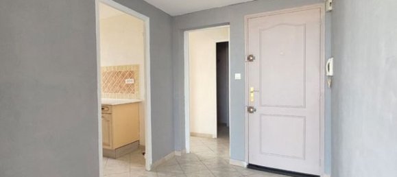 3 bedrooms Apartment in Le Pontet, France No. 309018 10