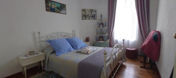 Квартира с 1 спальней в Фонтене-су-Буа, Франция № 184548 4