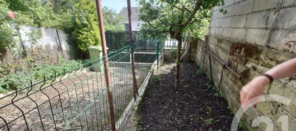 Квартира с 1 спальней в Фонтене-су-Буа, Франция № 184548 2