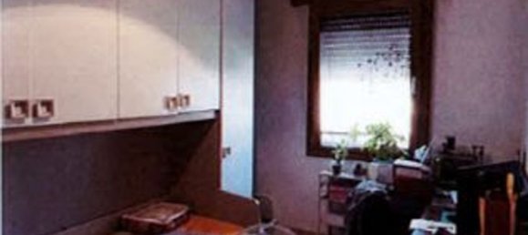 4 rooms Apartment in Piombino Dese, Italy No. 11255 9