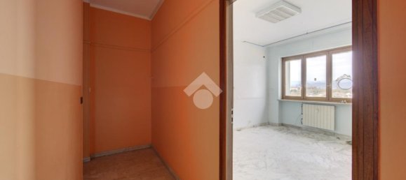 3 bedrooms Apartment in Turin, Italy No. 356643 13