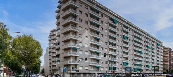 3 bedrooms Apartment in Turin, Italy No. 356643 27