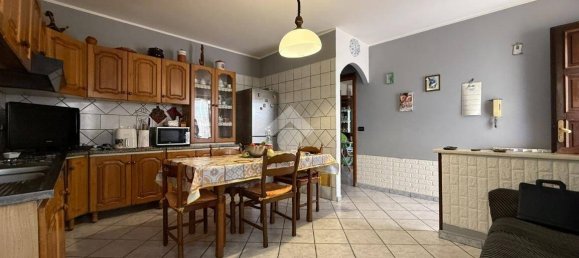 3 bedrooms House in Castellamonte, Italy No. 302141 16