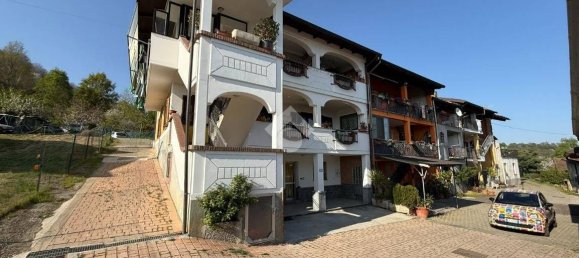 3 bedrooms House in Castellamonte, Italy No. 302141 30