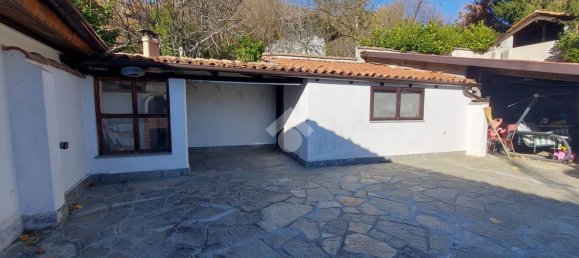 4 bedrooms House in Cumiana, Italy No. 354275 3