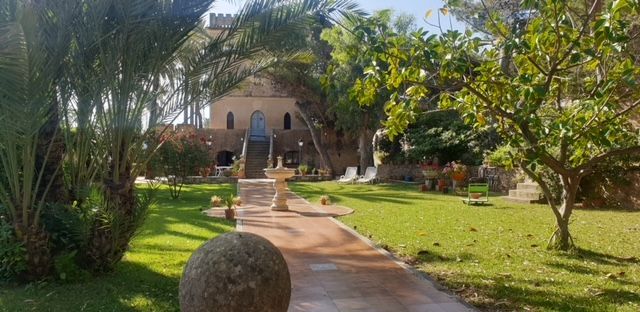 5 bedrooms Villa in Denia, Spain No. 12039