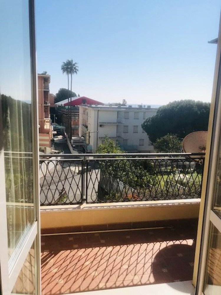 4 rooms Apartment in Varazze, Italy No. 207335