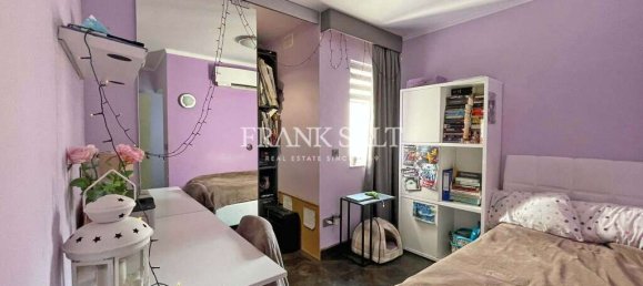 Apartamento T3 em Saint Julian's, Malta N.º 229 8