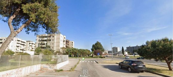 6-salle Appartement à Taranto, Italy No. 286916 3